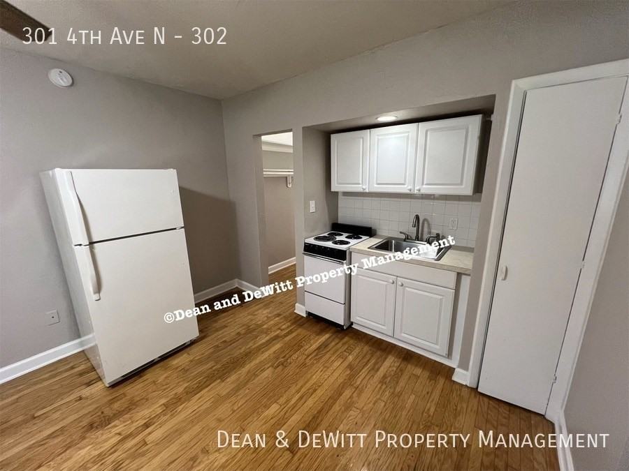 301 4th Ave N #202 - Photo 6 of 17
