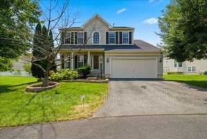 featured image of 42211 Marcy Way