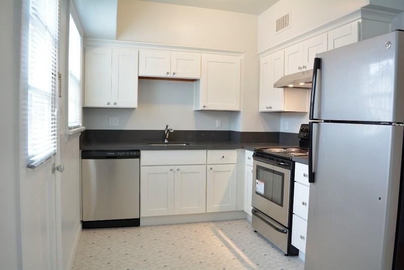 5040 Se 75th Ave - Photo 6 of 16