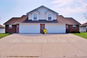 featured image of 1101 Nw Willow Dr