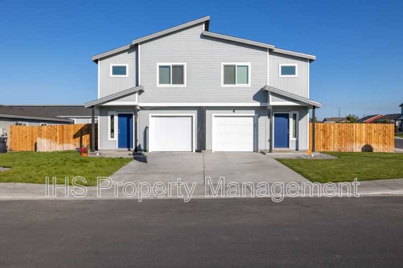 309 Dawson Ln #B