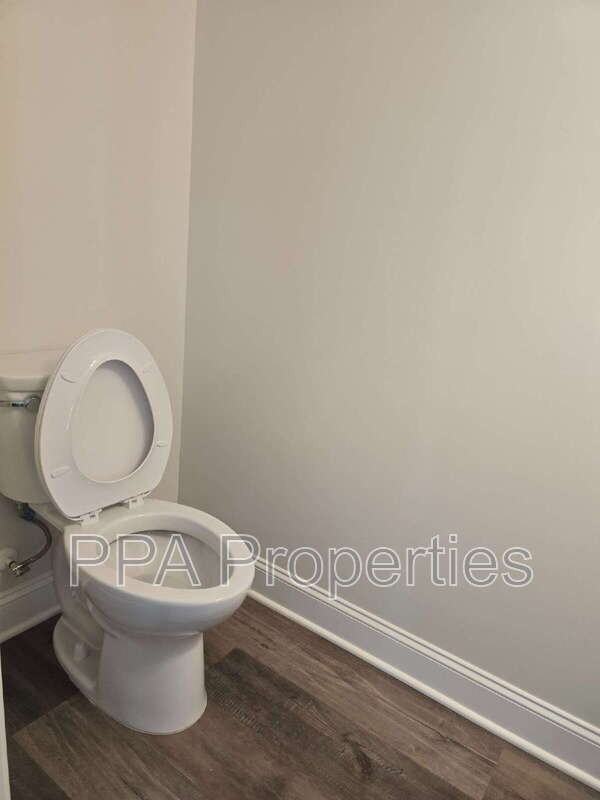 404 Giles St #A - Photo 7 of 48