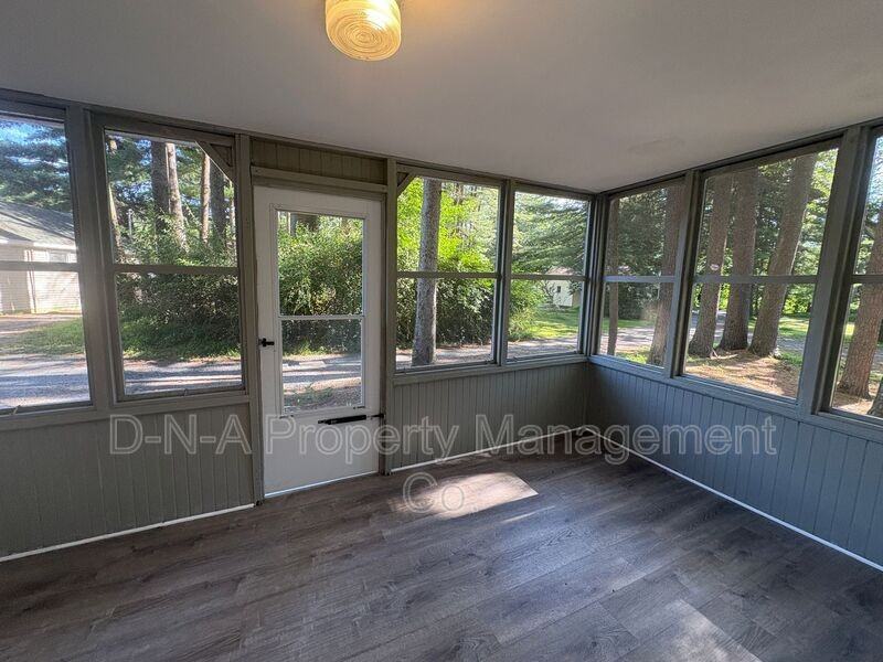 240 Acres Rd - Photo 5 of 12
