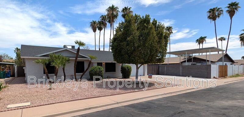 2029 S Nina Cir - Photo 2 of 49
