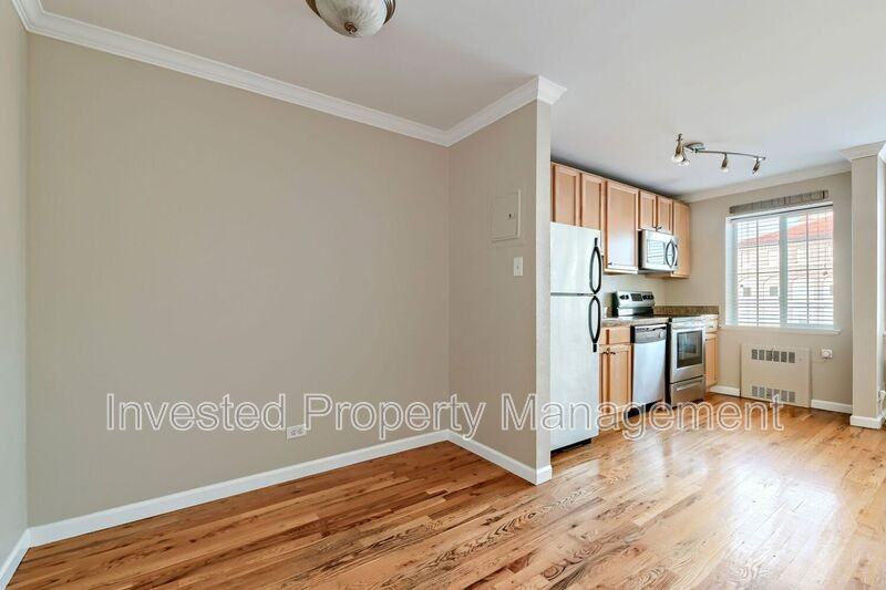1450 Albion St #304 - Photo 5 of 12