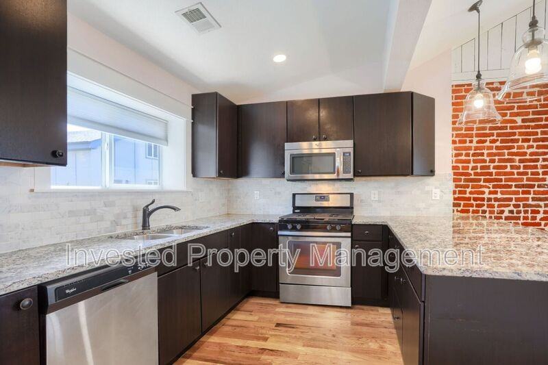2820 N Josephine St - Photo 6 of 20