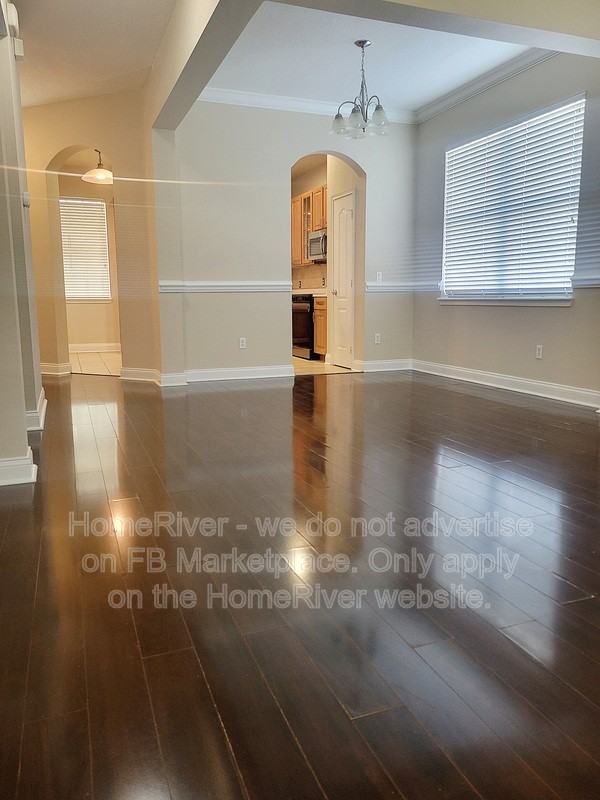 12938 Garridan Ave - Photo 3 of 29