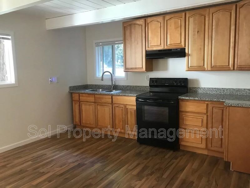 14255 Highway - Photo 3 of 10