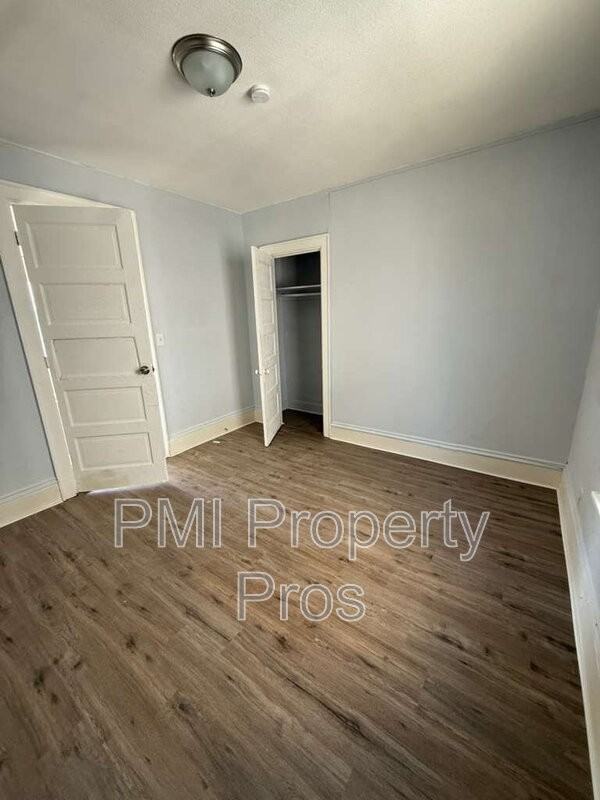 1623 N 38th St - Photo 5 of 15