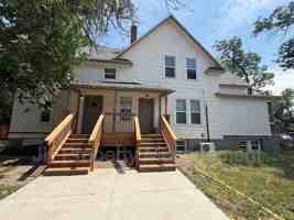 featured image of 601 5th Ave S #04