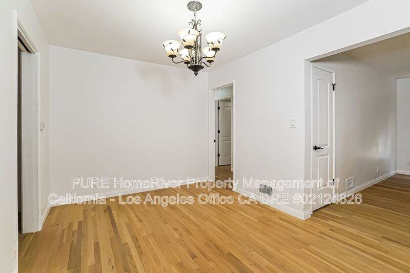 215 N Western Ave - Photo 4 of 19
