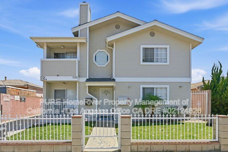 1538 W 205th St #2