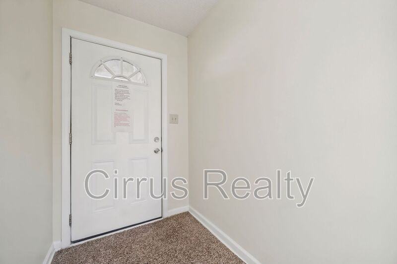 381 Westview Dr - Photo 3 of 23