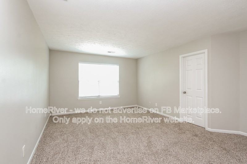 6726 Ossington Dr - Photo 5 of 15