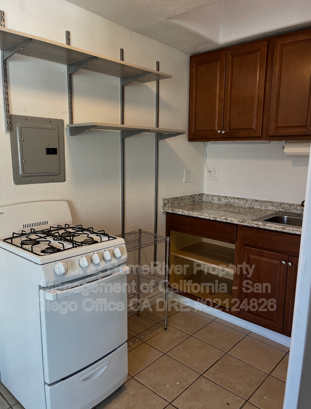 636B Neptune Way - Photo 5 of 9
