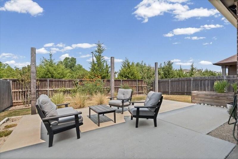 17004 Gibbons Path - Photo 4 of 29
