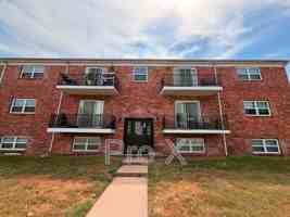 featured image of 124 E Highland Ave #1