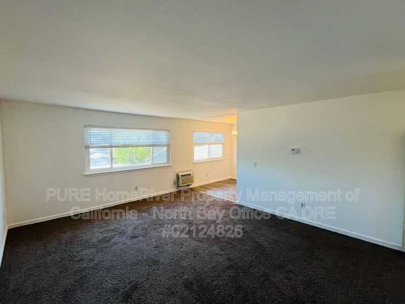 150 Oak Manor Ct #C - Photo 3 of 8