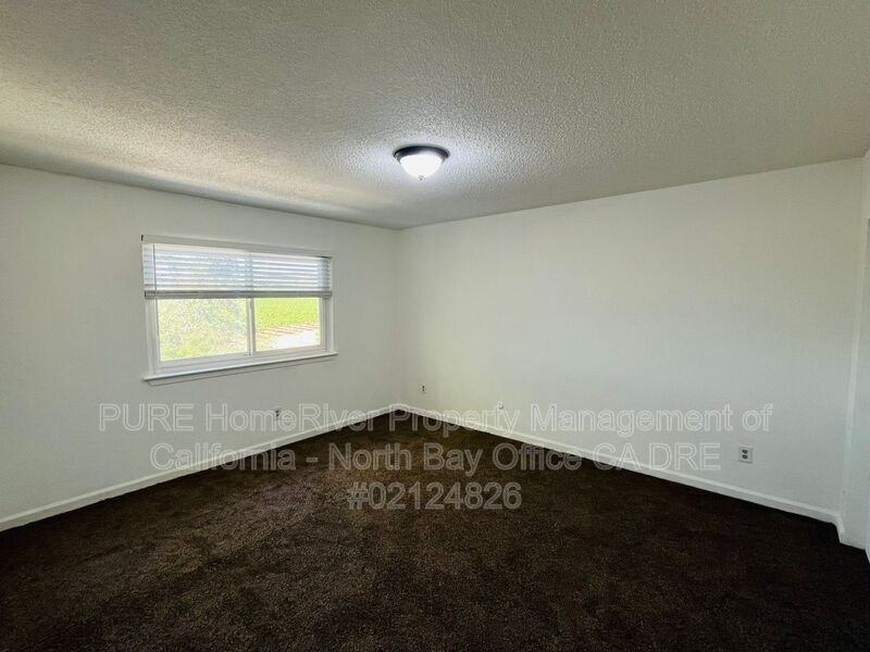 150 Oak Manor Ct #C - Photo 7 of 8