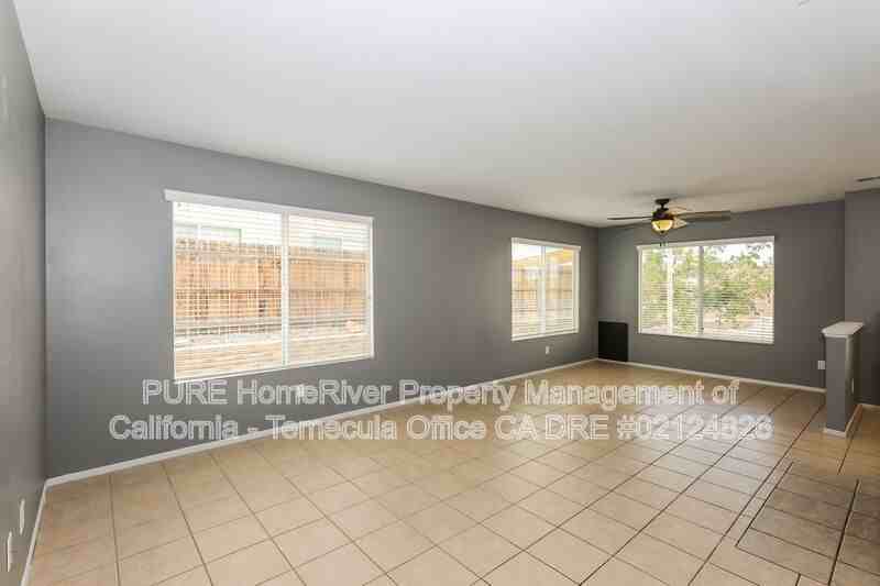 71566 Florida Dr - Photo 3 of 16