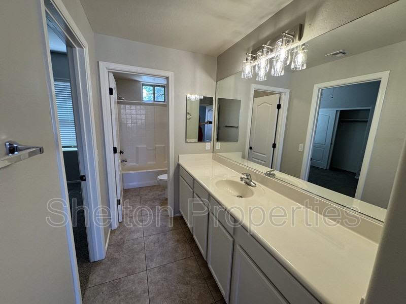 21166 W Main St - Photo 7 of 23