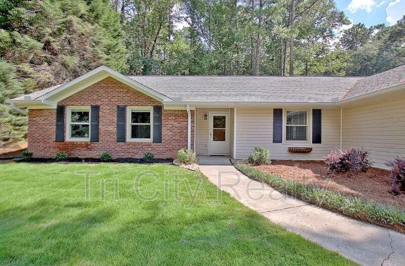 317 Summer Pl - Photo 7 of 50