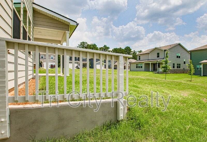 602 Skye Ct - Photo 4 of 50