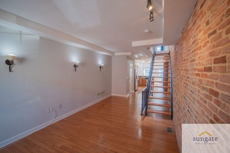 11 N Streeper St - Photo 2 of 43