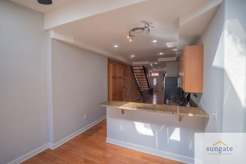 11 N Streeper St - Photo 5 of 43