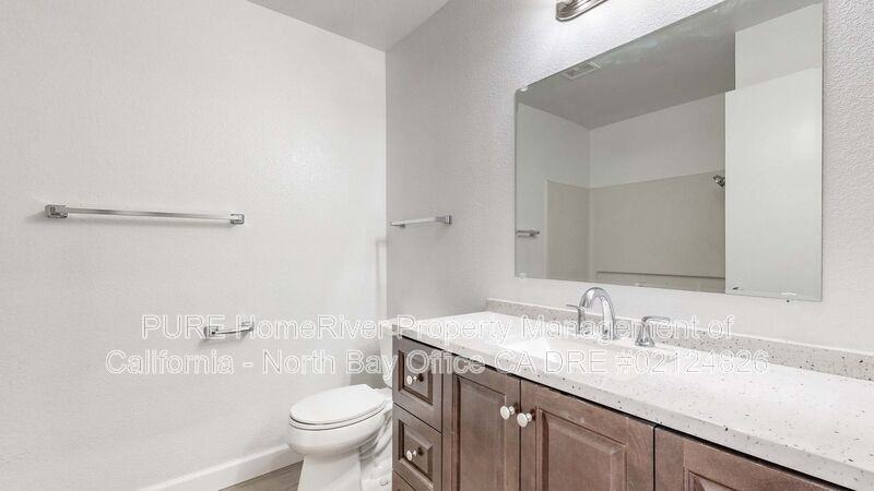 1450 E Cotati Ave #10 - Photo 5 of 17