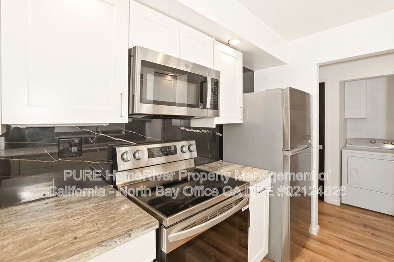 455 Enterprise Dr - Photo 3 of 21