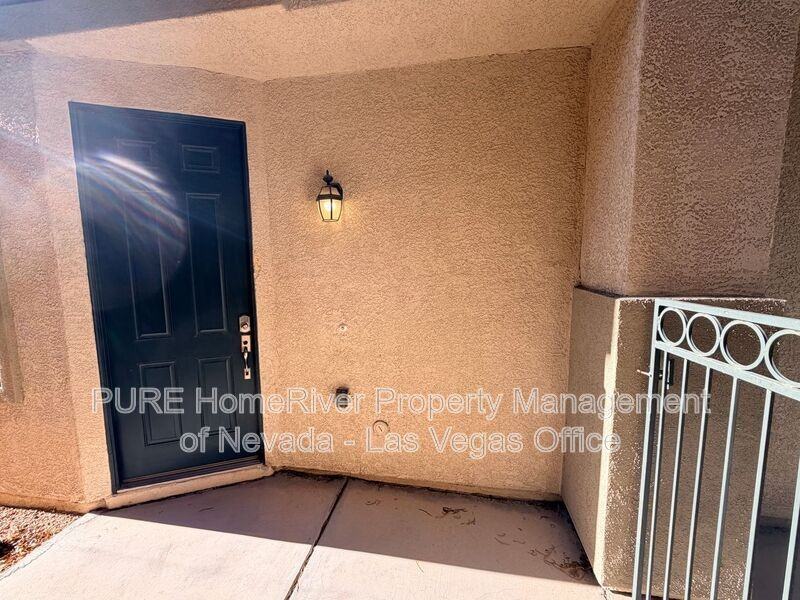 6535 Goldfield St - Photo 2 of 40