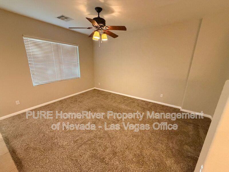 6535 Goldfield St - Photo 7 of 40