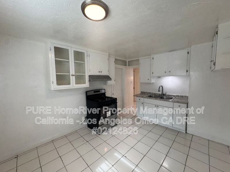 4157 1/2 W 162nd St - Photo 6 of 16
