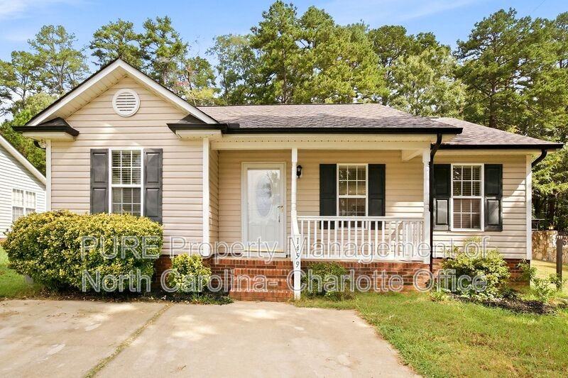 1459 Ontario Dr - Photo 3 of 21