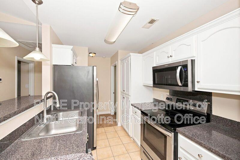 1459 Ontario Dr - Photo 7 of 21
