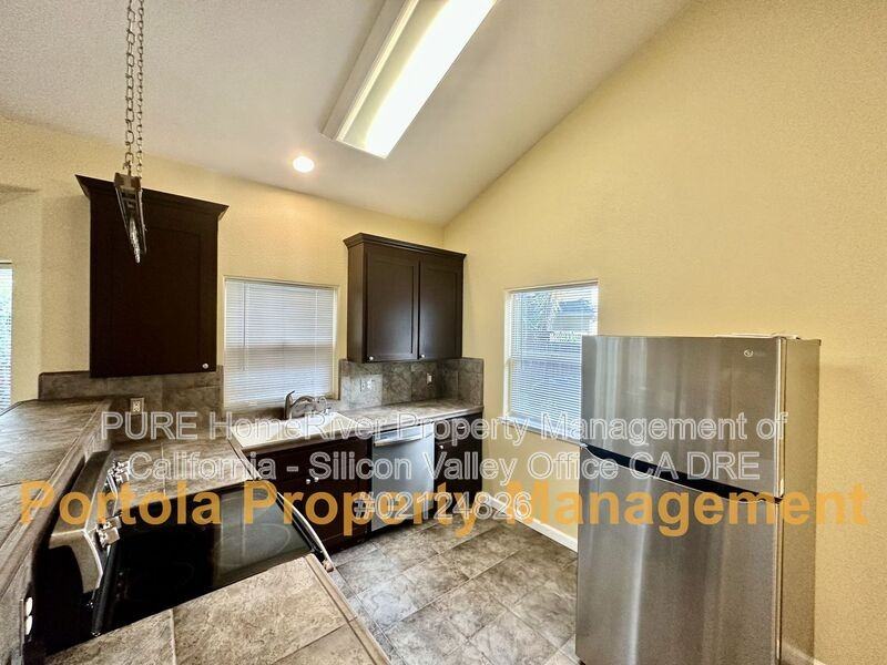 126 Hunolt St #A - Photo 3 of 10