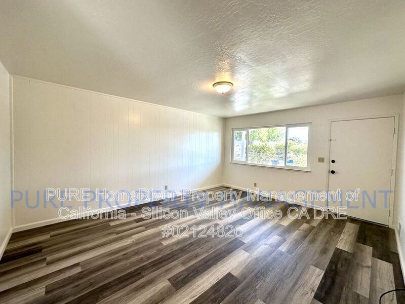 555 Bridge St - Photo 2 of 11
