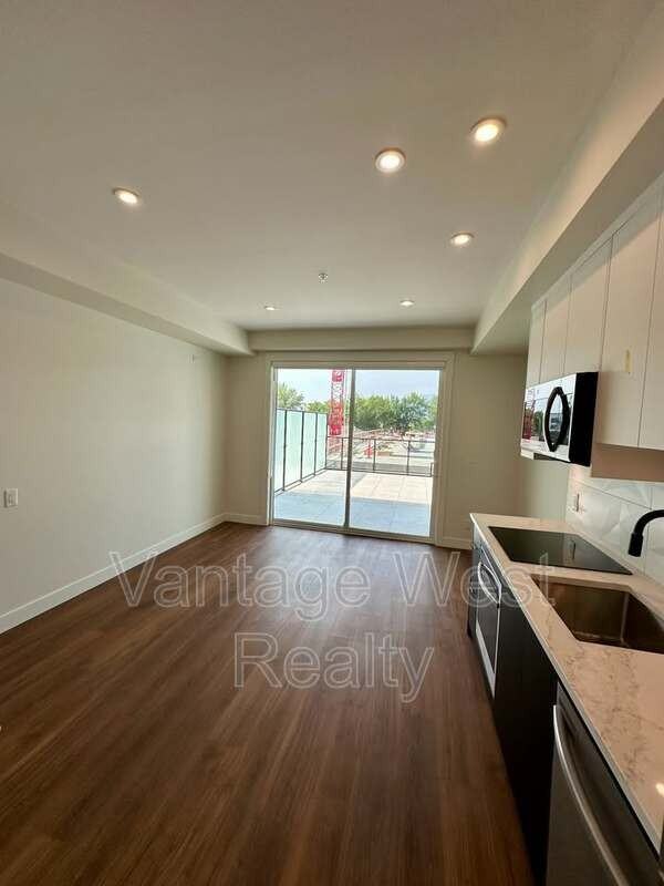 503 Sutherland Ave - Photo 5 of 23