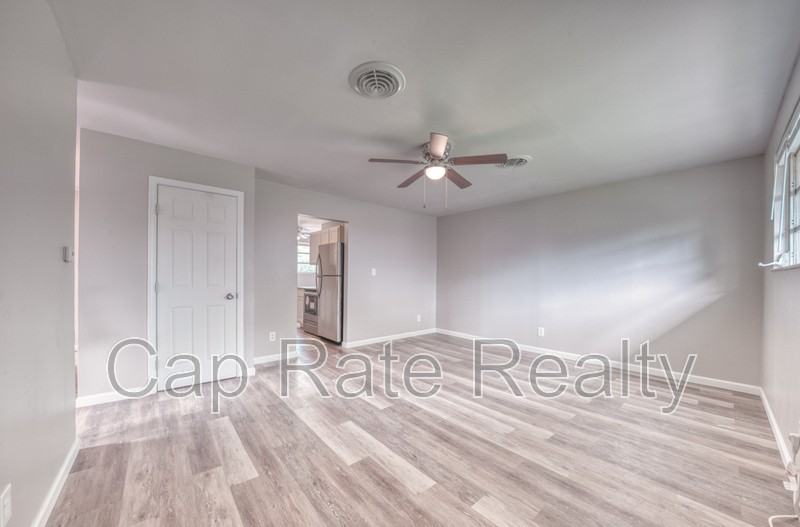 3738 Arkwood Ct #B - Photo 3 of 28