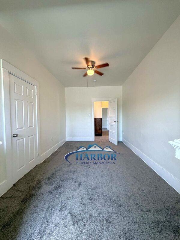 362 W 10th St #362-5 - Photo 5 of 16
