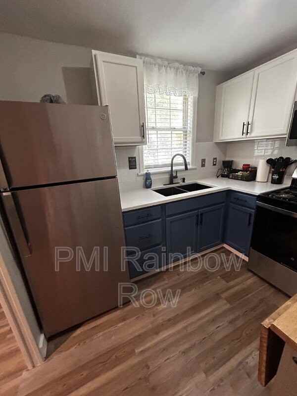 144 Williman St - Photo 2 of 20