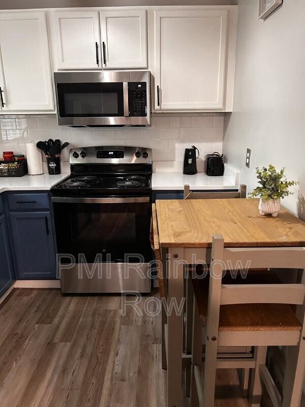 144 Williman St - Photo 4 of 20