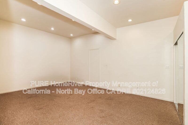 201 Meadowlark Ln #G - Photo 6 of 12