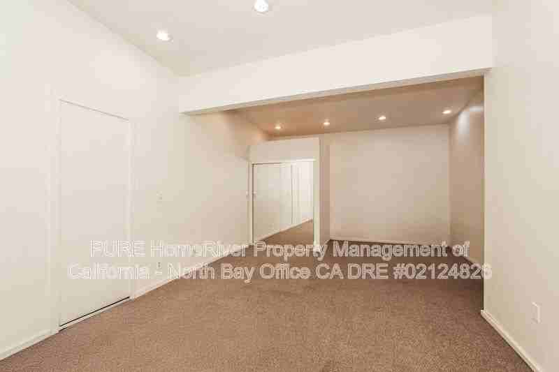 201 Meadowlark Ln #G - Photo 7 of 12