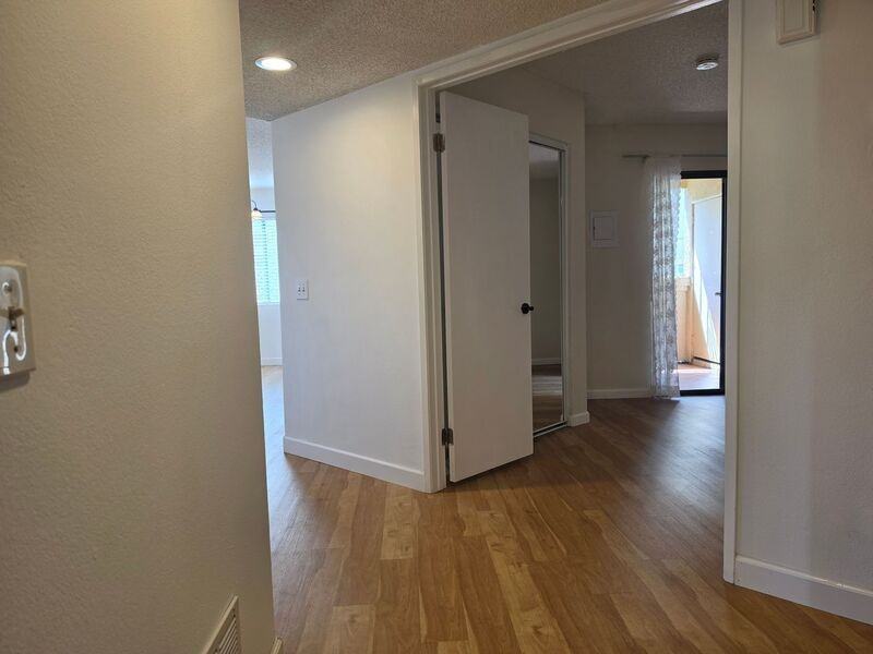28201 Montecito - Photo 6 of 49