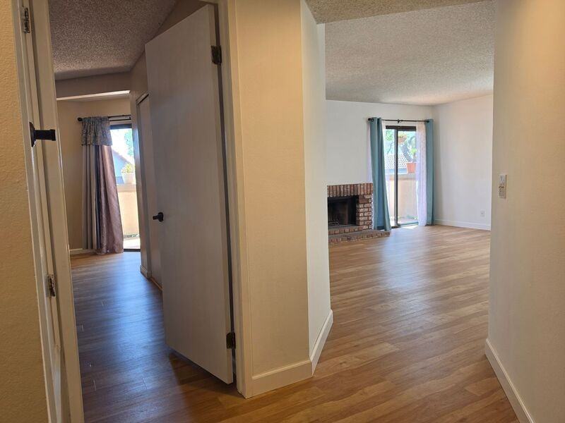 28201 Montecito - Photo 7 of 49