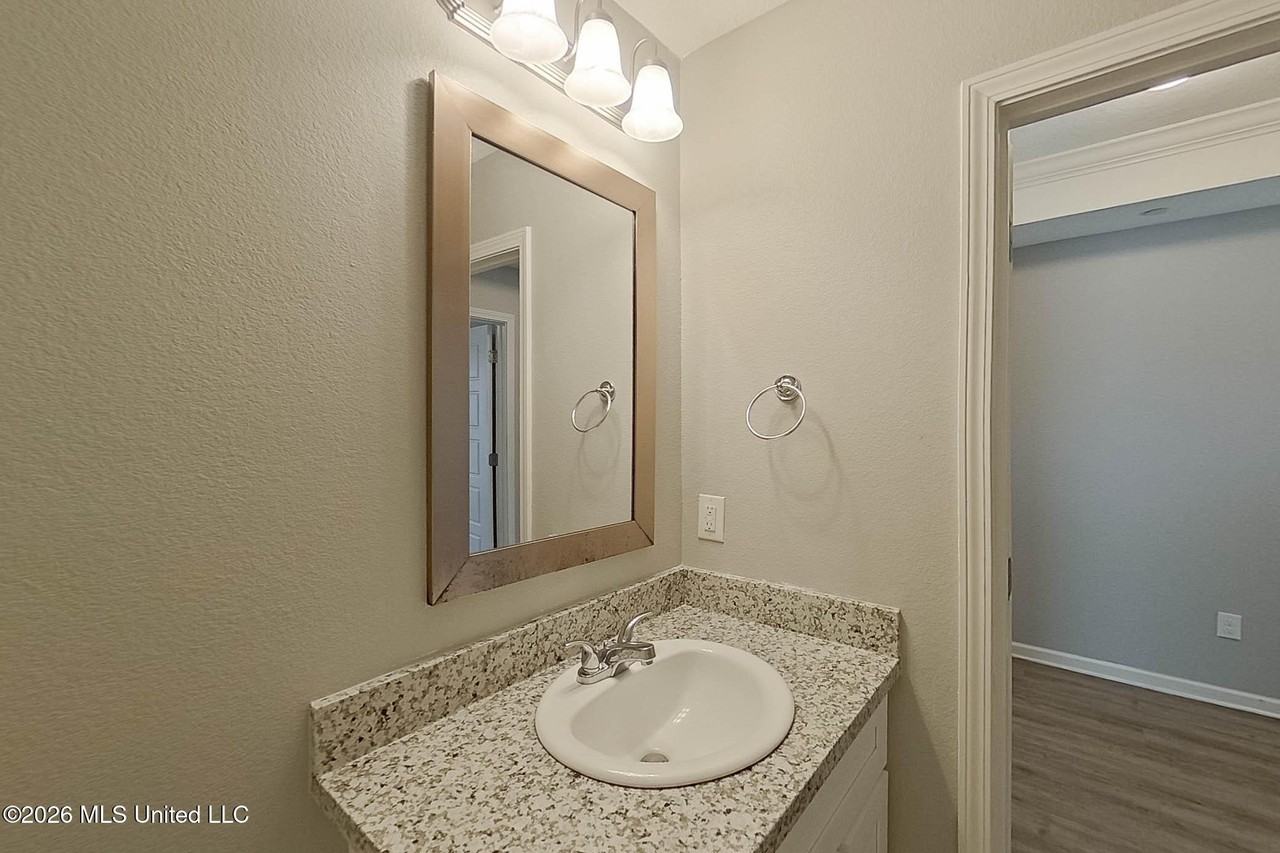 11357 Camden Court Cir - Photo 7 of 26