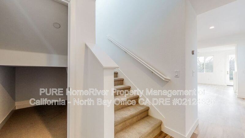 1581 Country Manor Dr - Photo 5 of 41