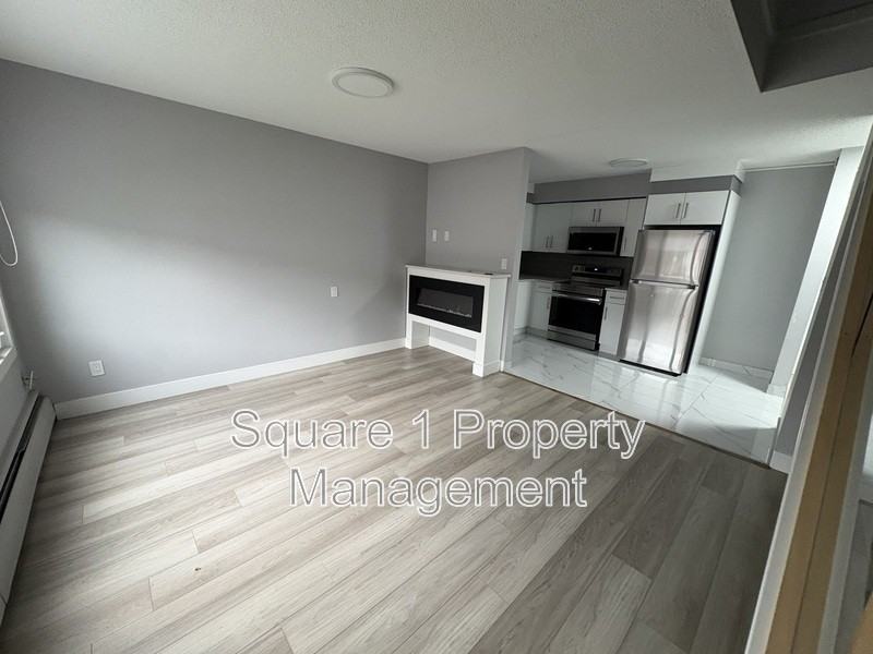 11618 100 Ave Nw - Photo 2 of 3